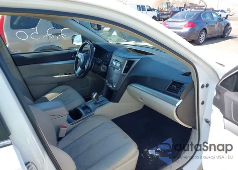 2010 Subaru Outback from USA, damaged, VIN 4S4BRBCC4A3313550